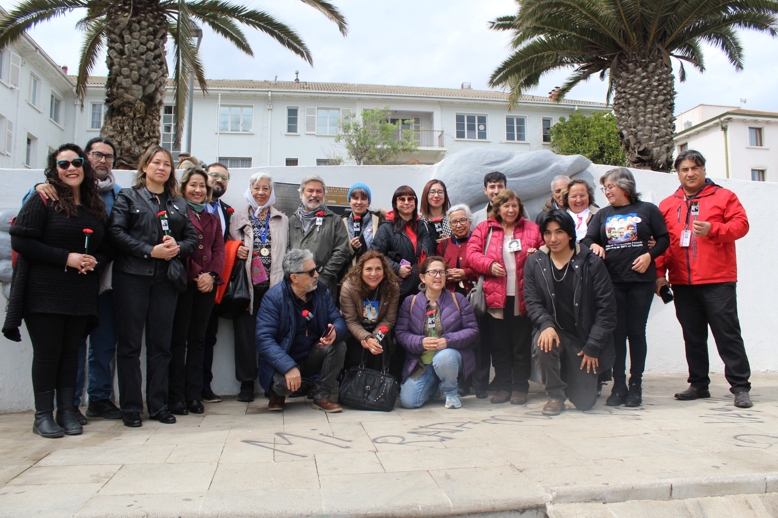 Ceremonia en La Serena honra a las víctimas de la dictadura civil militar con la instalación de una placa conmemorativa